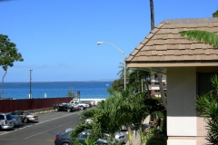 Only two minutes walk to the beach from Behr's Escape Maui Condo