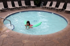 Kiddie wading pool